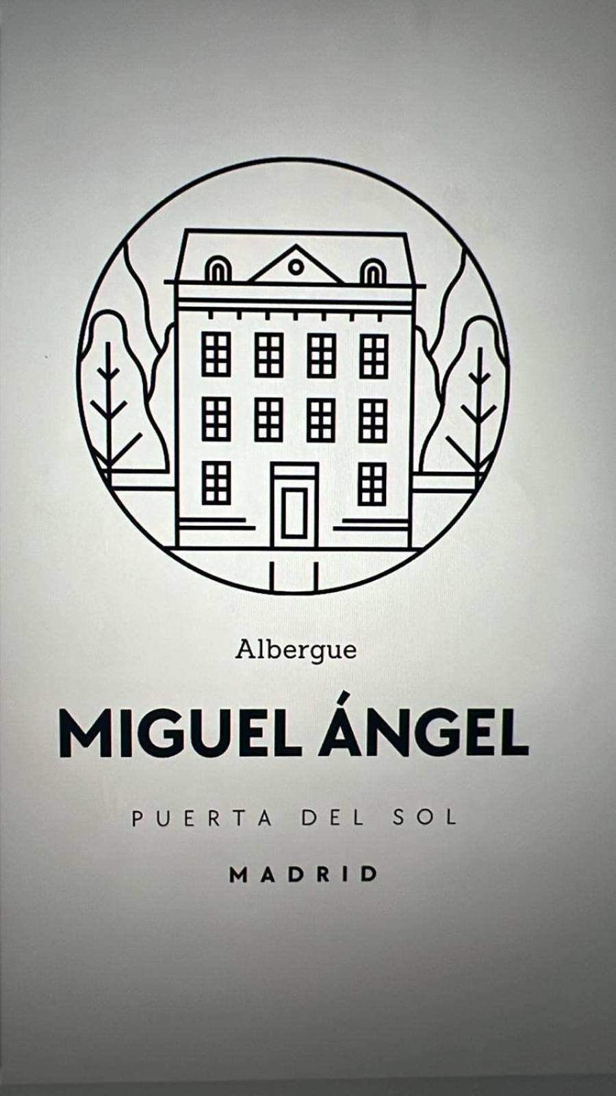 Albergue Miguel Angel Madrid Bagian luar foto
