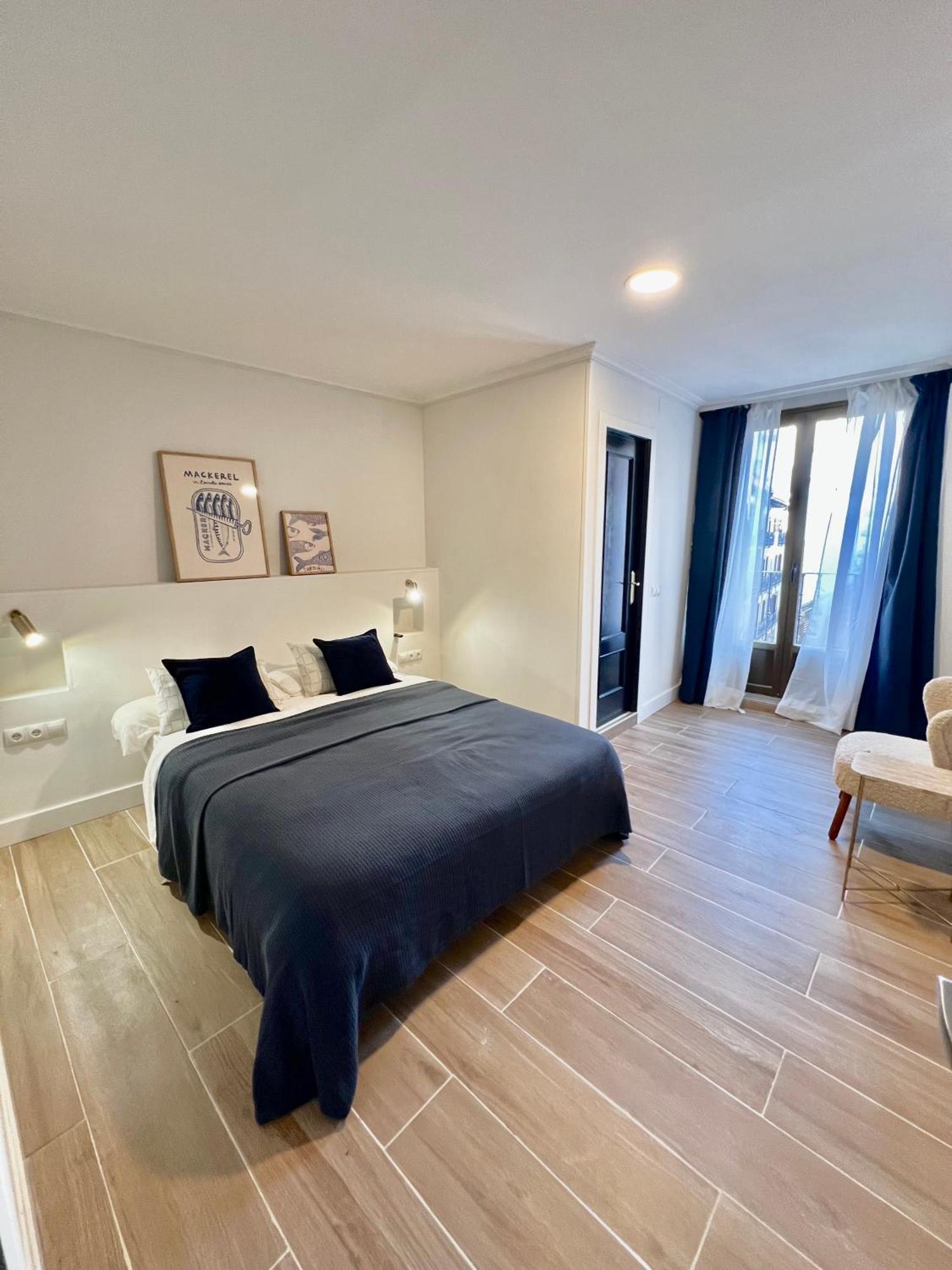 Albergue Miguel Angel Madrid Bagian luar foto