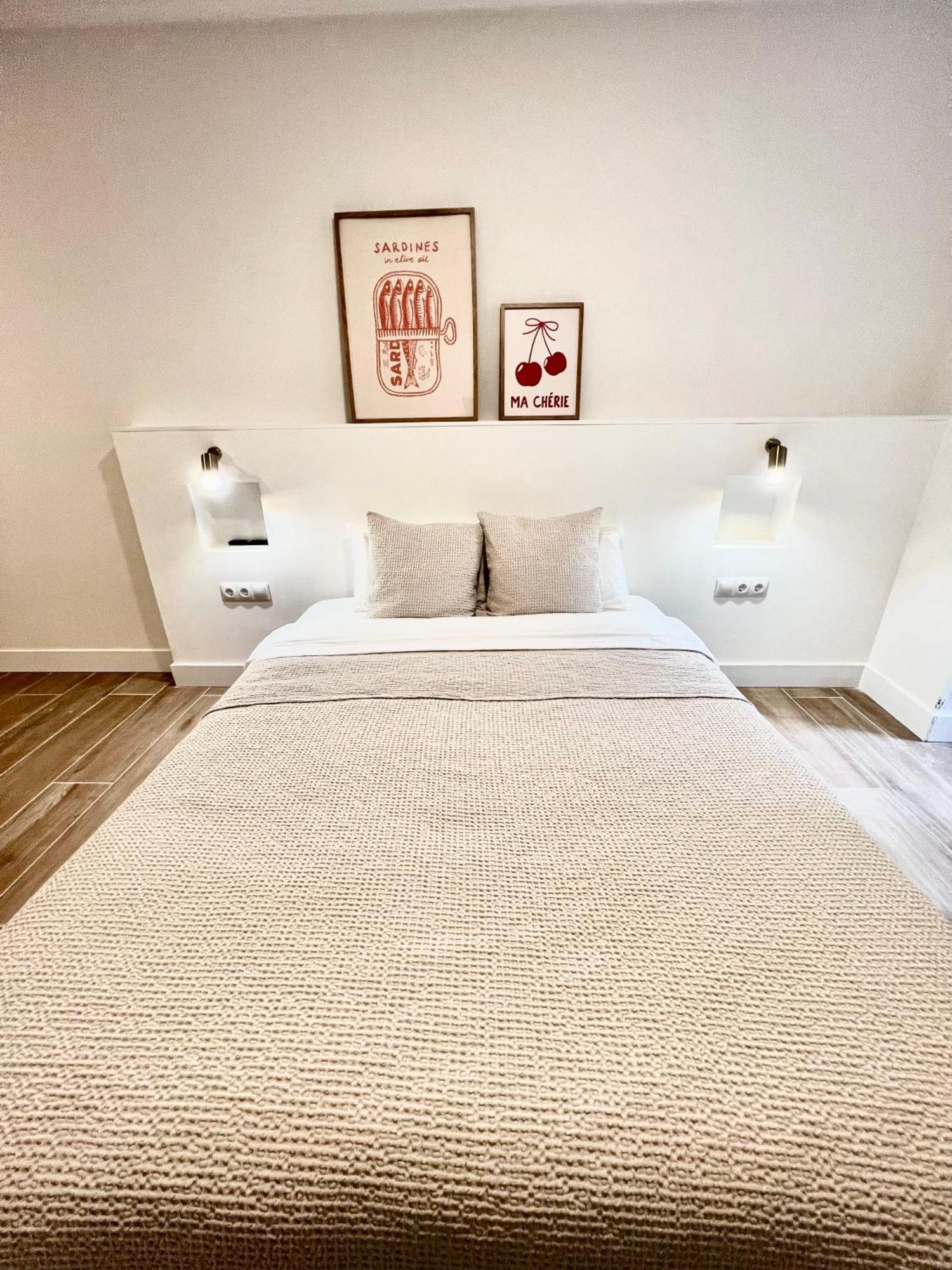 Albergue Miguel Angel Madrid Bagian luar foto