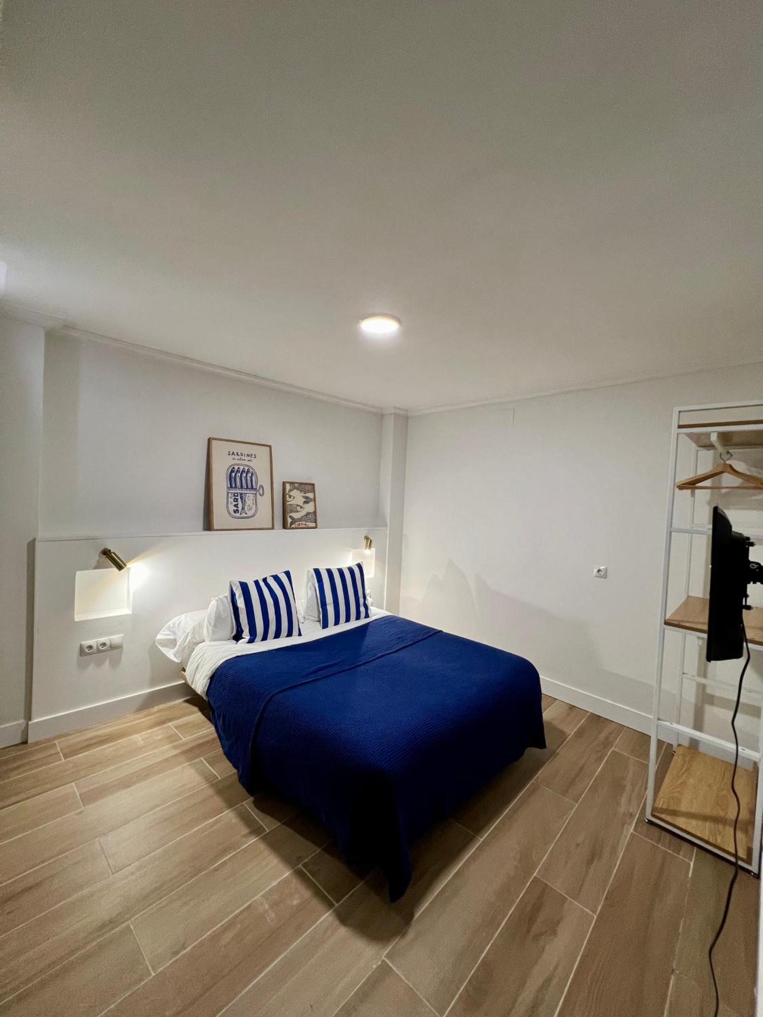 Albergue Miguel Angel Madrid Bagian luar foto